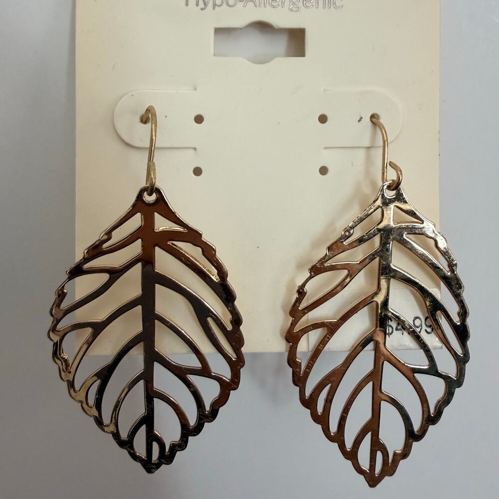 3/$25 - Gold Leaf Cutout Dangle Earrings - Picture 2 of 2